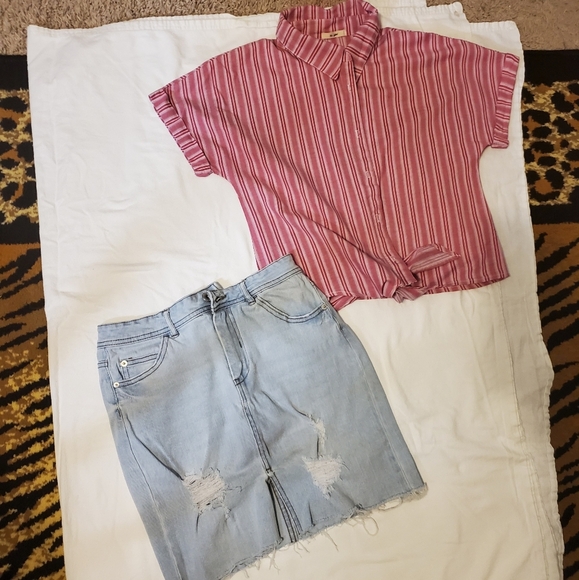 Francescas stripes button/tie to front pink blouse - Picture 4 of 5